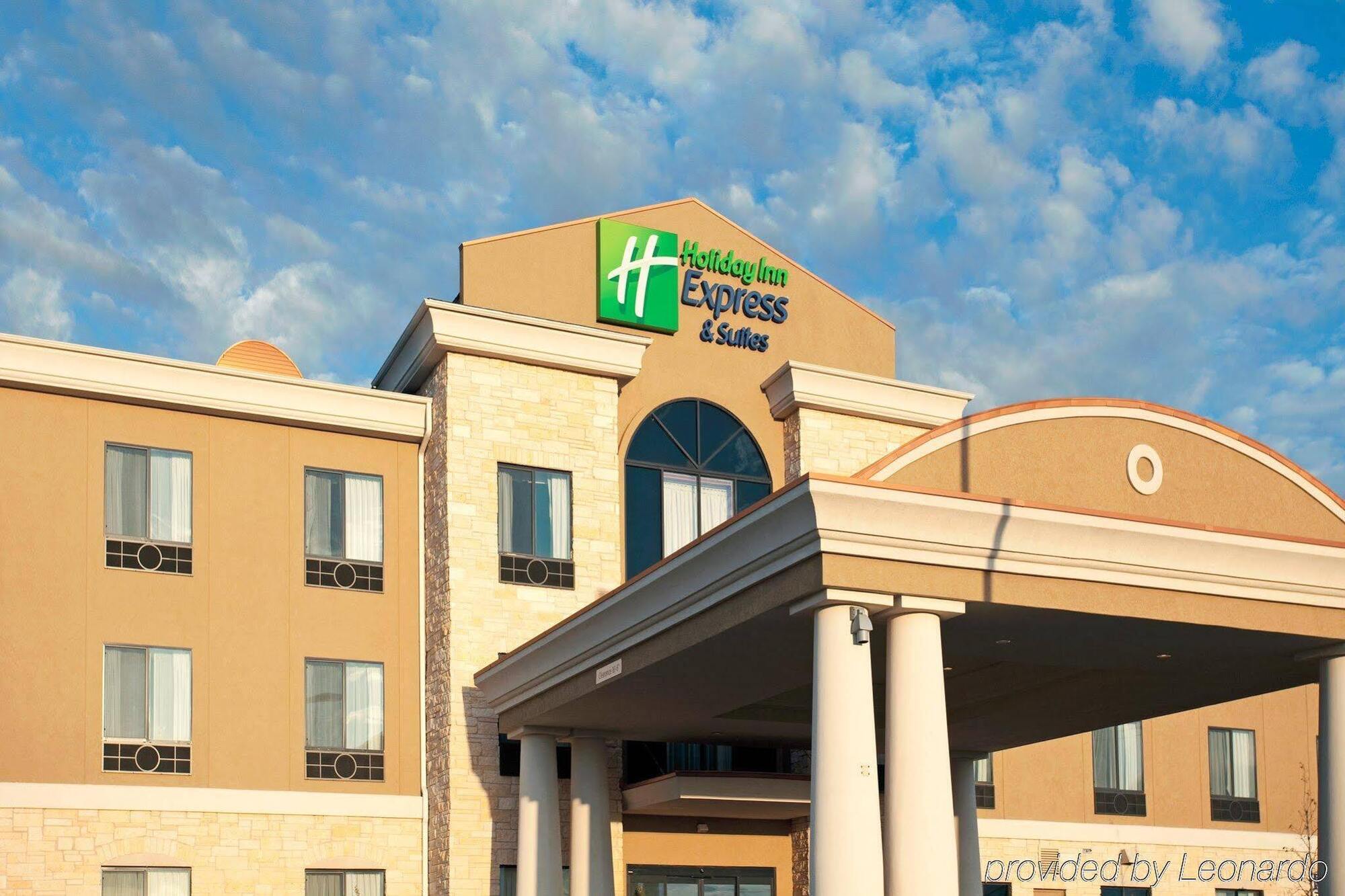 Holiday Inn Express Hotel & Suites Amarillo South By Ihg Exterior foto